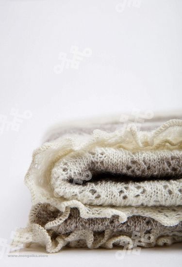 Палантин из 100% монгольской шерсти