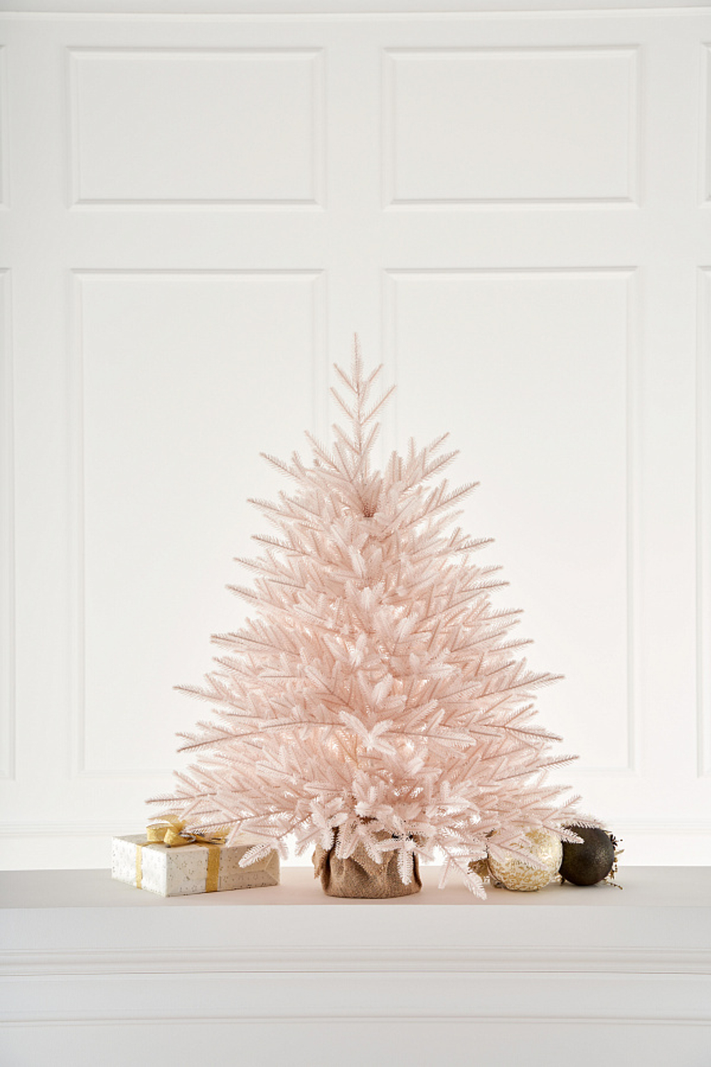 Ель настольная Розовая 0,9 м 100% Литые веточки МаксКристмас