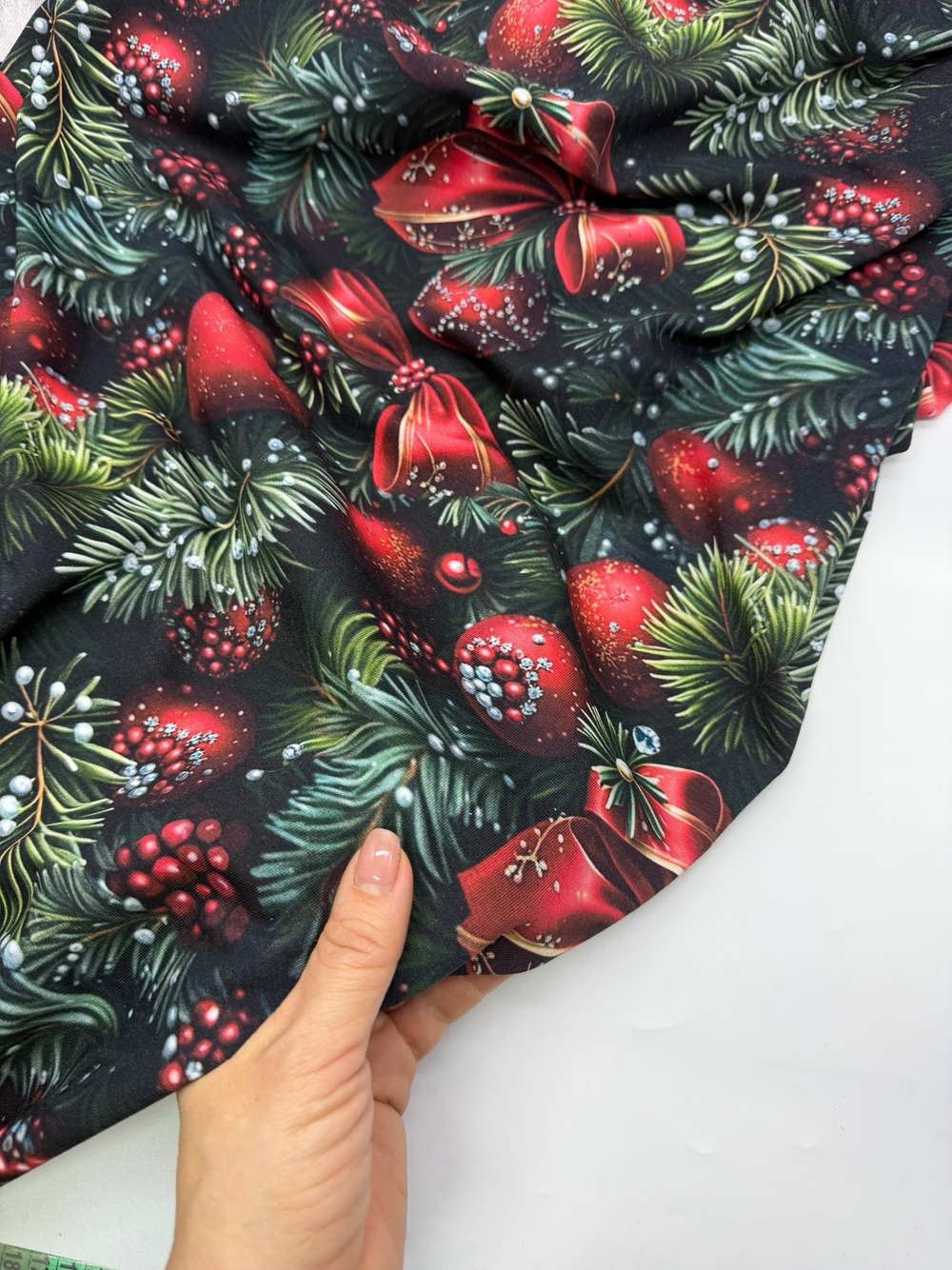 Футер 2 нитка шарики на елке