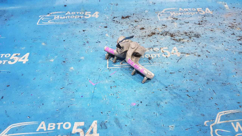 Петля двери задней правой TOYOTA SPRINTER 1997