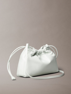 Сумка Calvin Klein Drawstring Crossbody Bag Sky Gray