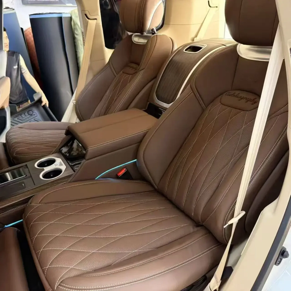 Сиденья капитанские кресла задние для Toyota Land Cruiser 300 LC300 / Lexus LX600 Тойота Лексус кожаные белые кресла сиденье