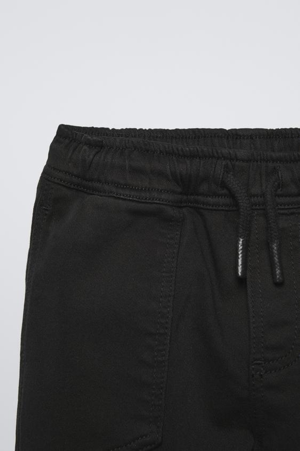 ZARA БРЮКИ-ДЖОГГЕРЫ КОМФОРТНОГО КРОЯ, ЧЕРНЫЙ