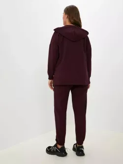 Костюм спортивный