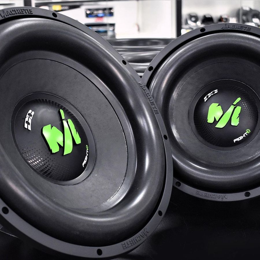 Представляем обновленную линейку сабвуферов Machete версии Fight R в двух типоразмерах 12 и 15 дюймов.⁣⁣⠀