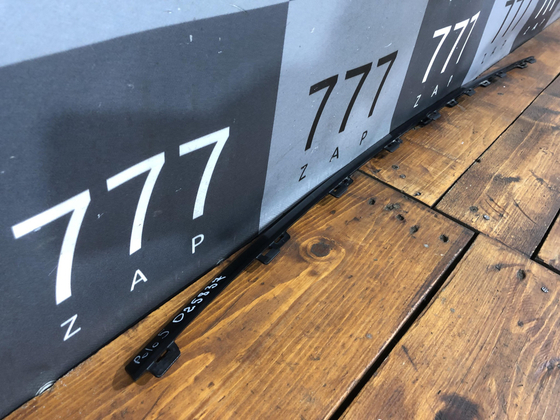 Молдинг переднего бампера VW Polo 5 sedan 15-20 Б/У Оригинал 6RF853101A