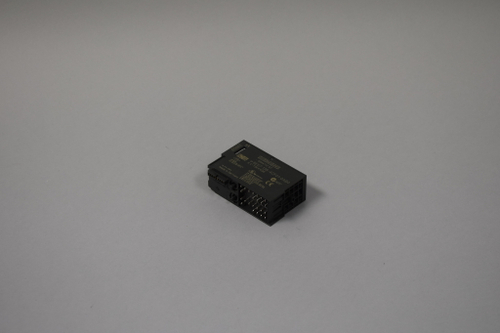 SIEMENS 6ES7138-4CF01-0AB0