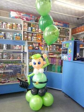 Фигура солдат с шарами на 23 февраля