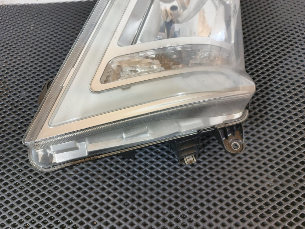 Фара левая 2019г.