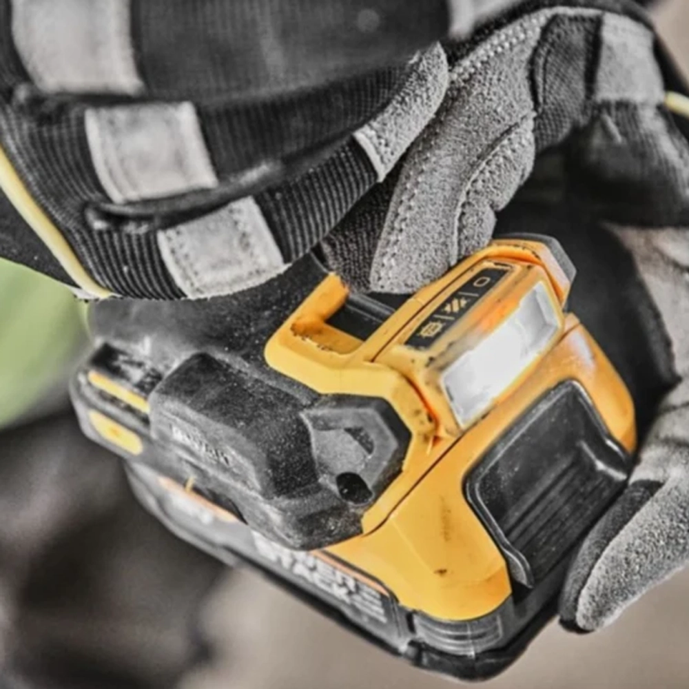 DeWalt DCD800P2 аккумуляторный шуруповерт (2 x 5 Ач, ЗУ) DCD800P2-QW