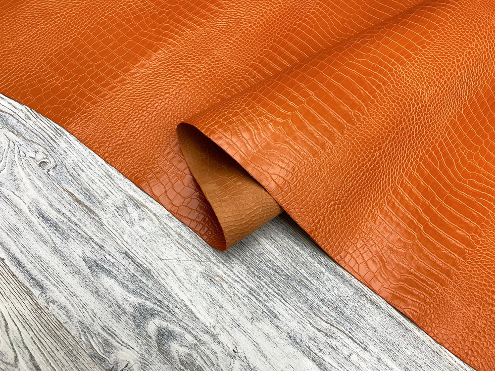 Crocco Mini Margo Amber Orange (0,8-1,0 мм), цв. Оранжевый, натуральная кожа