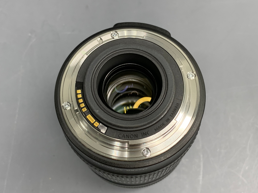 Canon EF-S 18-135mm 3.5-5.6 IS