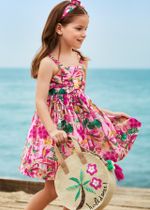 платье с повязкой на голову