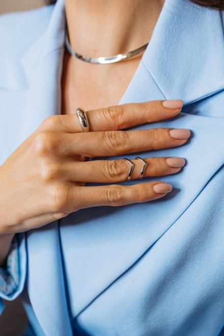 Кольцо фаланговое "Двойная галочка" (незамкнутое)