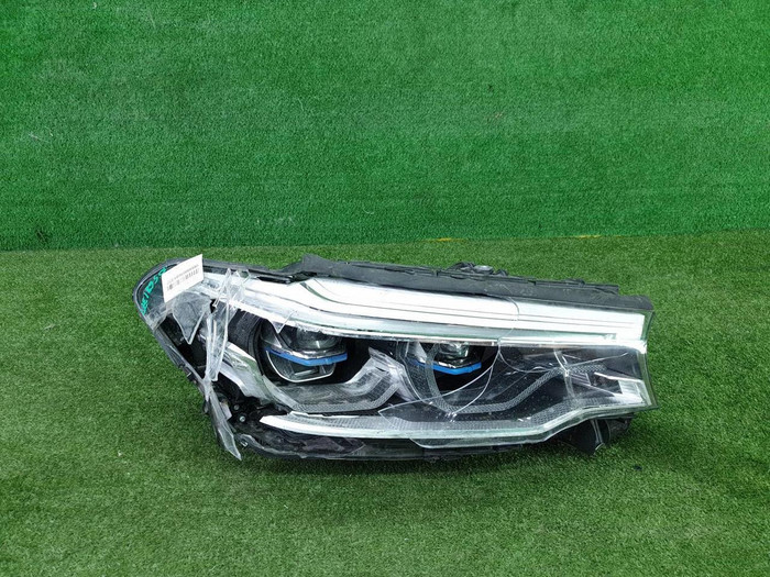 Битая Фара правая BMW M5 F90 (2017-2020) Laser