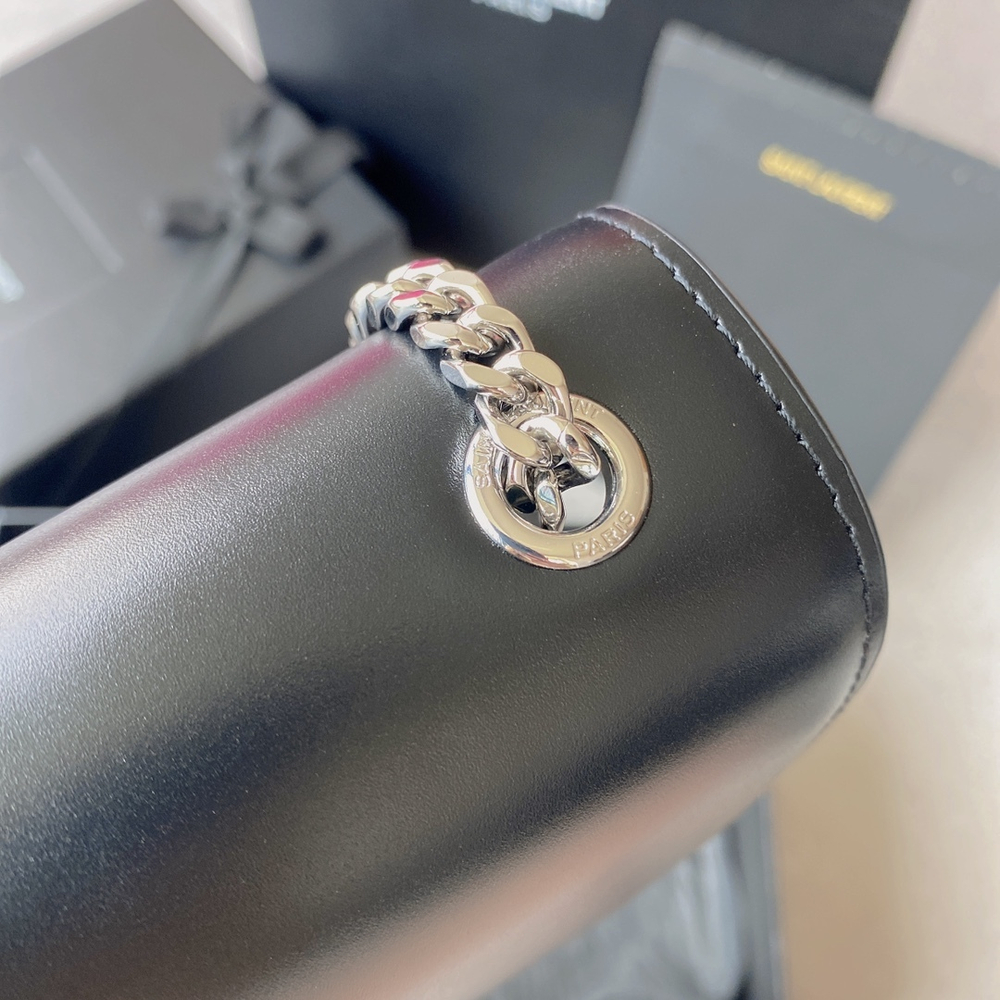 YSL Kate Medium 24 cm