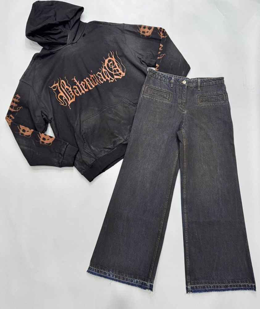 Худи Balenciaga