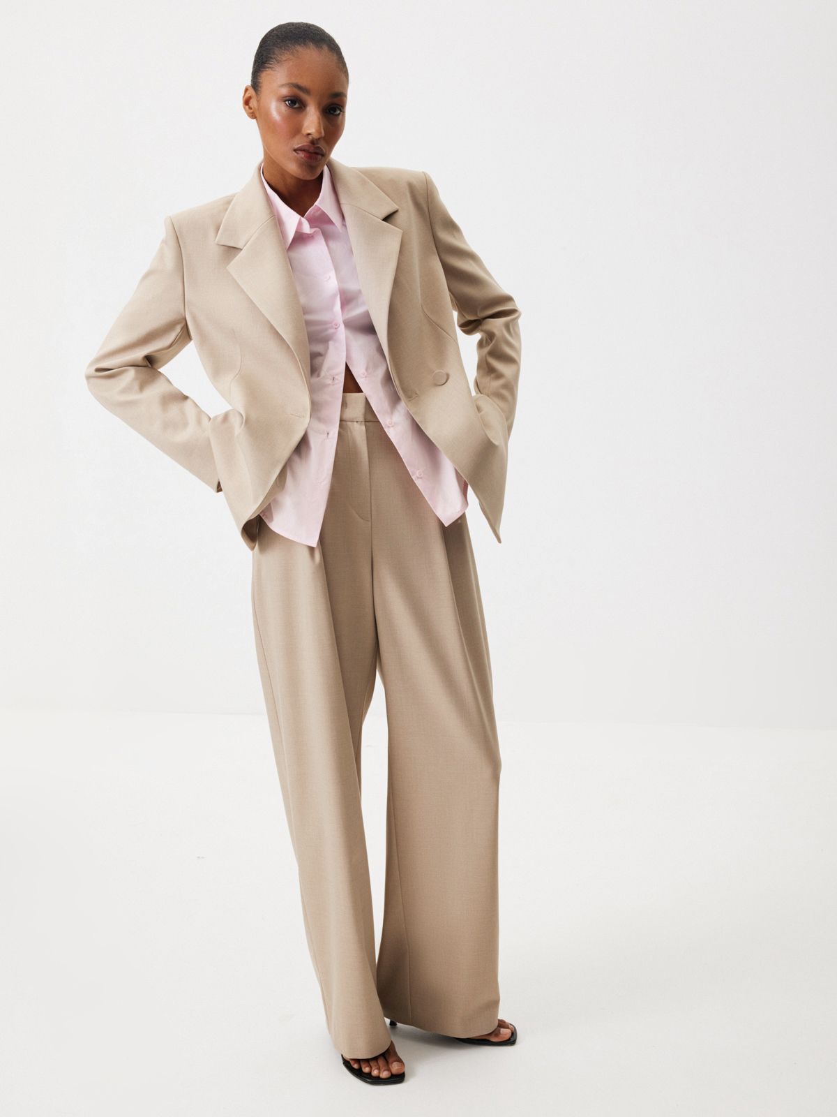 Безукоризненные брюки-палаццо «Холодный латте»