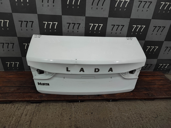Крышка багажника LADA Vesta 22-нв Б/У Оригинал 8450013789