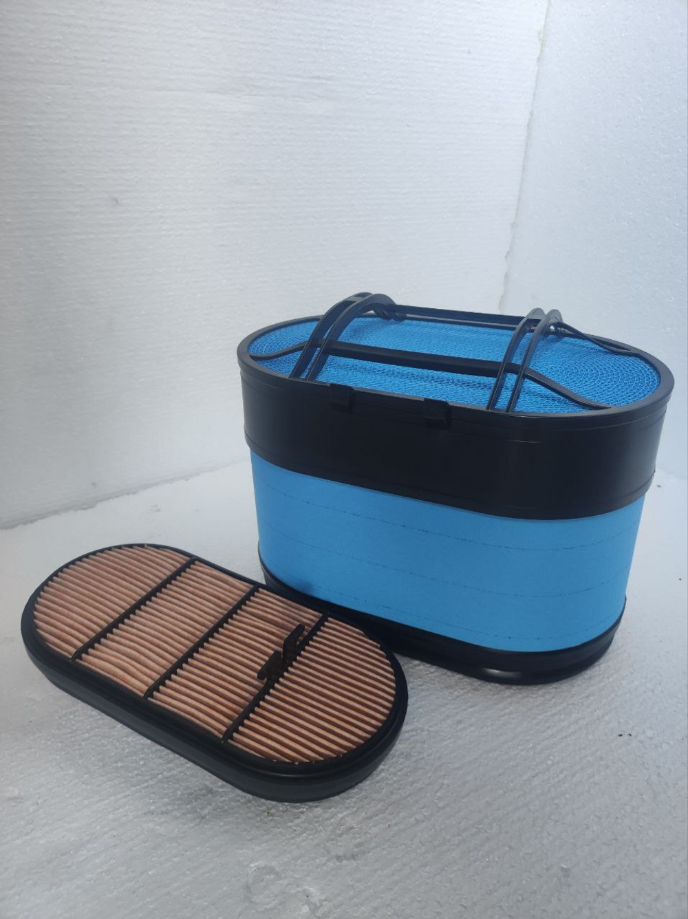 Фильтр воздушный комплект вставка Scania 6 серия 2355128 2355129