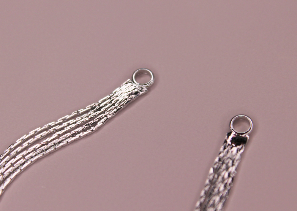 Подвеска шторка 71 мм под серебро