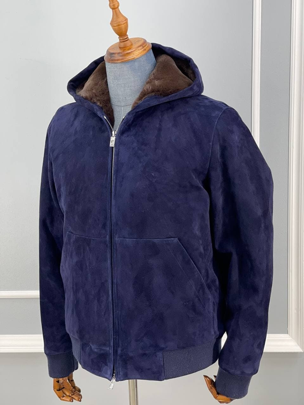 Замшевая куртка Loro Piana, внутри с мехом