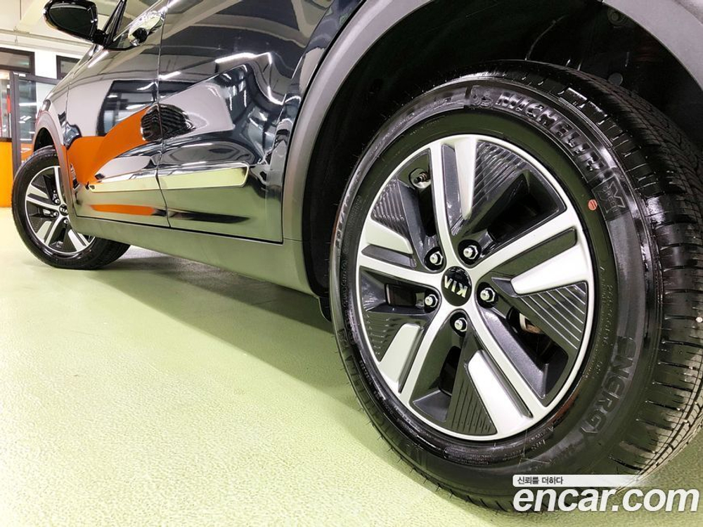 Kia The New Niro 1.6 HEV (03.2021)