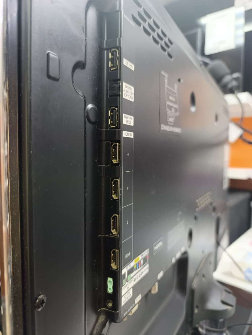 Телевизор Samsung UE32D5000 LED