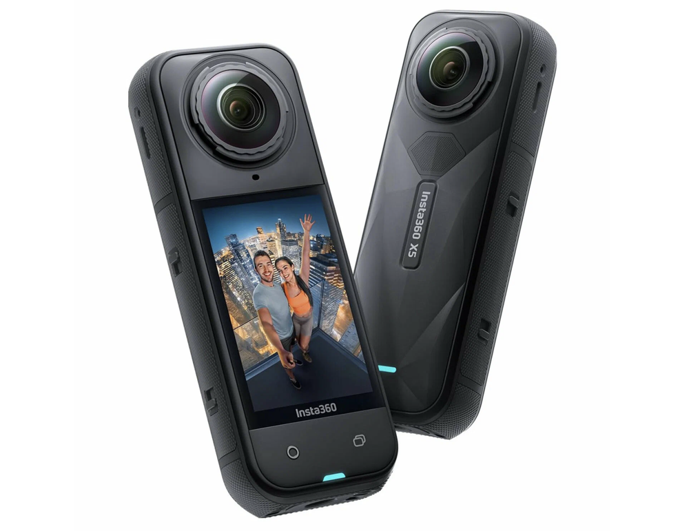 Экшн-камера Insta360 X5 Essentials Bundle (CINSAAHA)