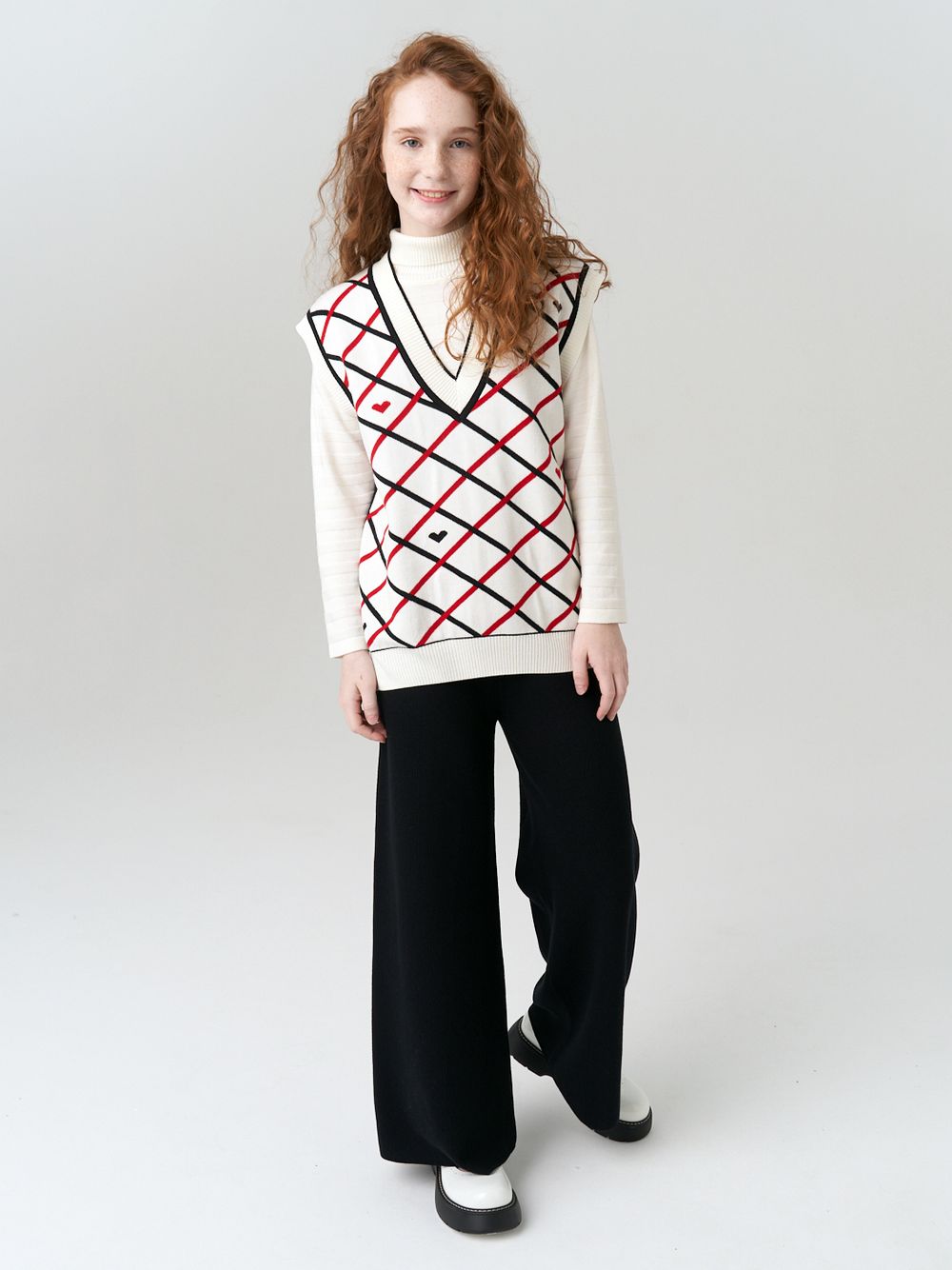 Жилетка в школу для девочки AT1011 черный-молочный