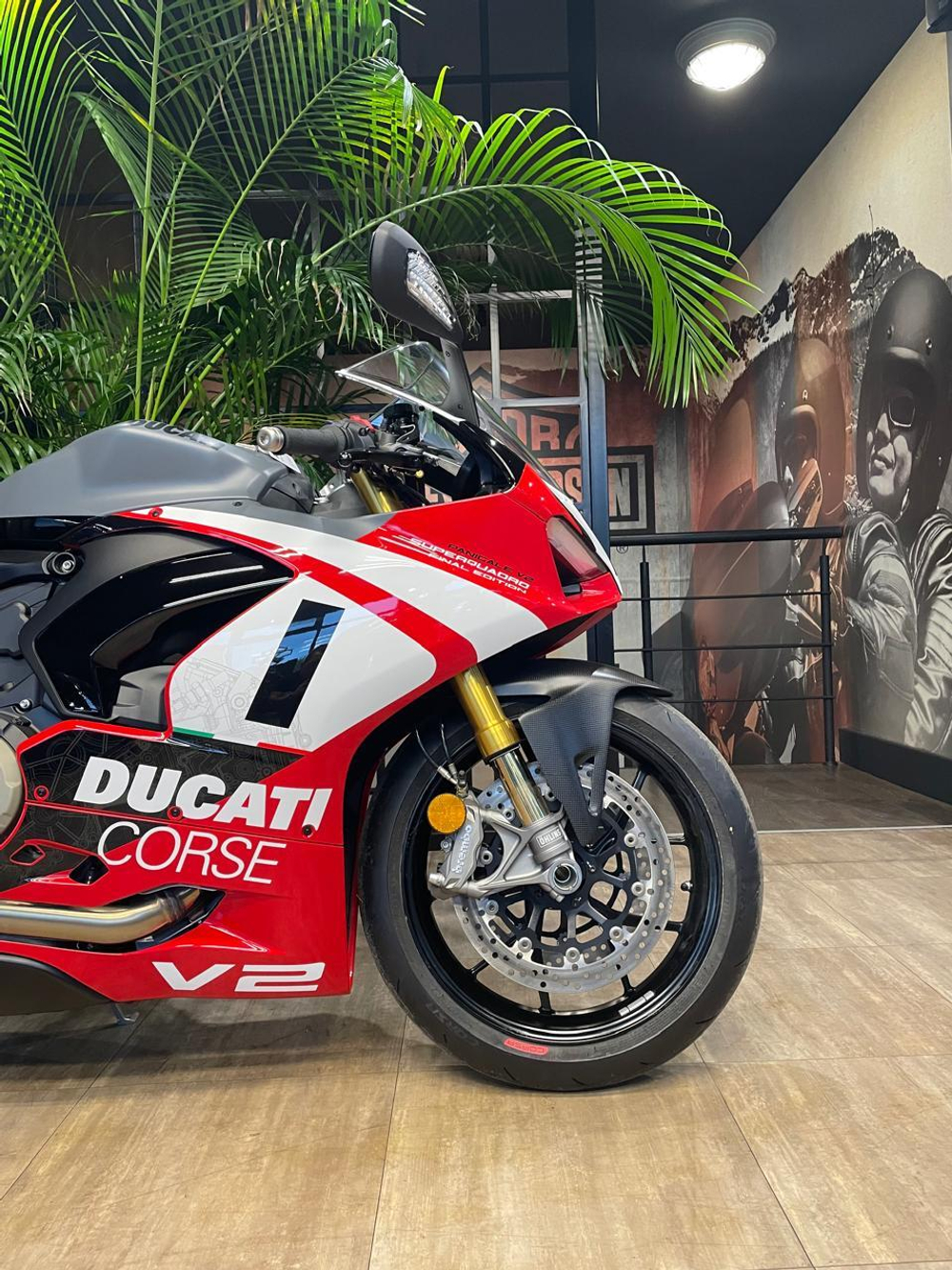 Ducati Panigale V2, 2025 Superquadro Final Edition