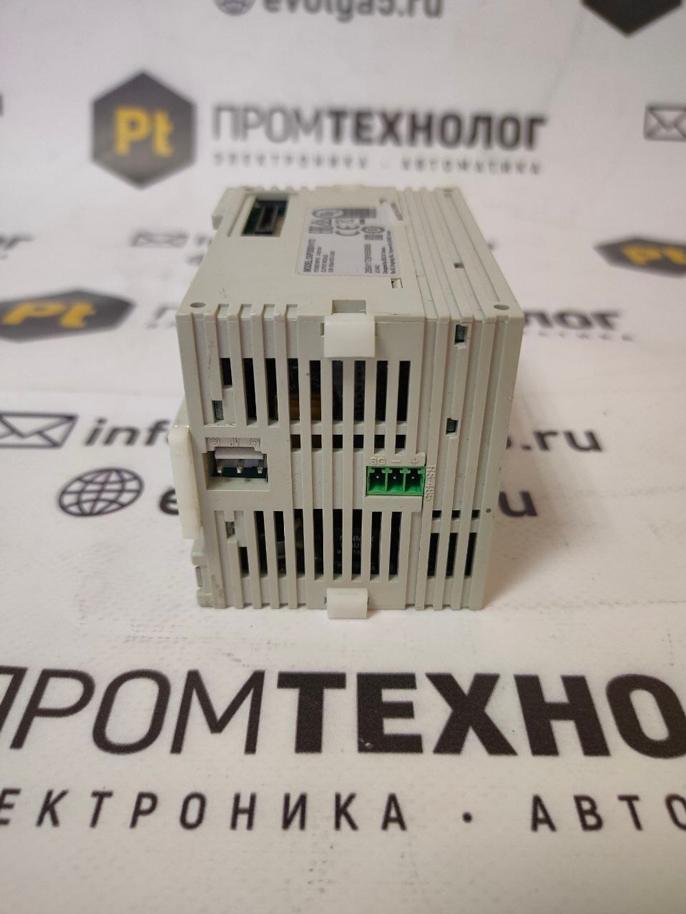 Delta DVP28SV11T2 с хранения