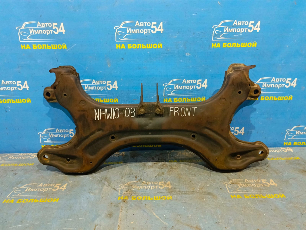 Балка передняя поперечная TOYOTA PRIUS 1999