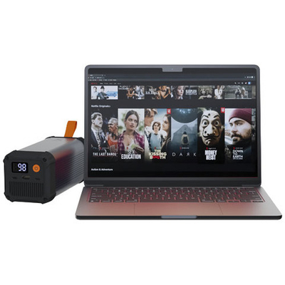 Xtorm XR210 Xtreme портативное зарядное устройство емкостью 25 600 мАч с розеткой мощностью 100 Вт