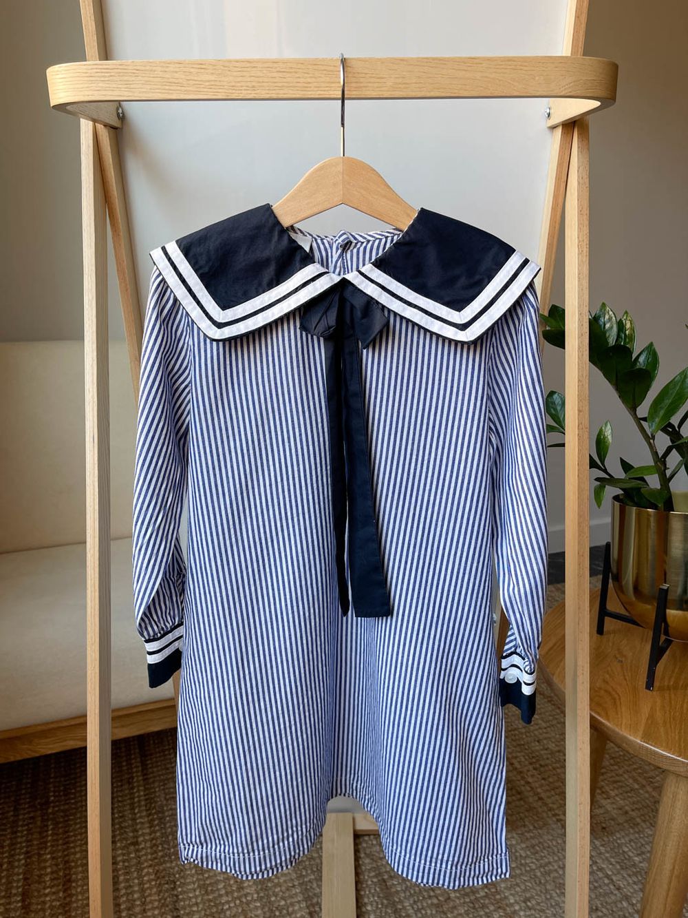 Платье Madiken