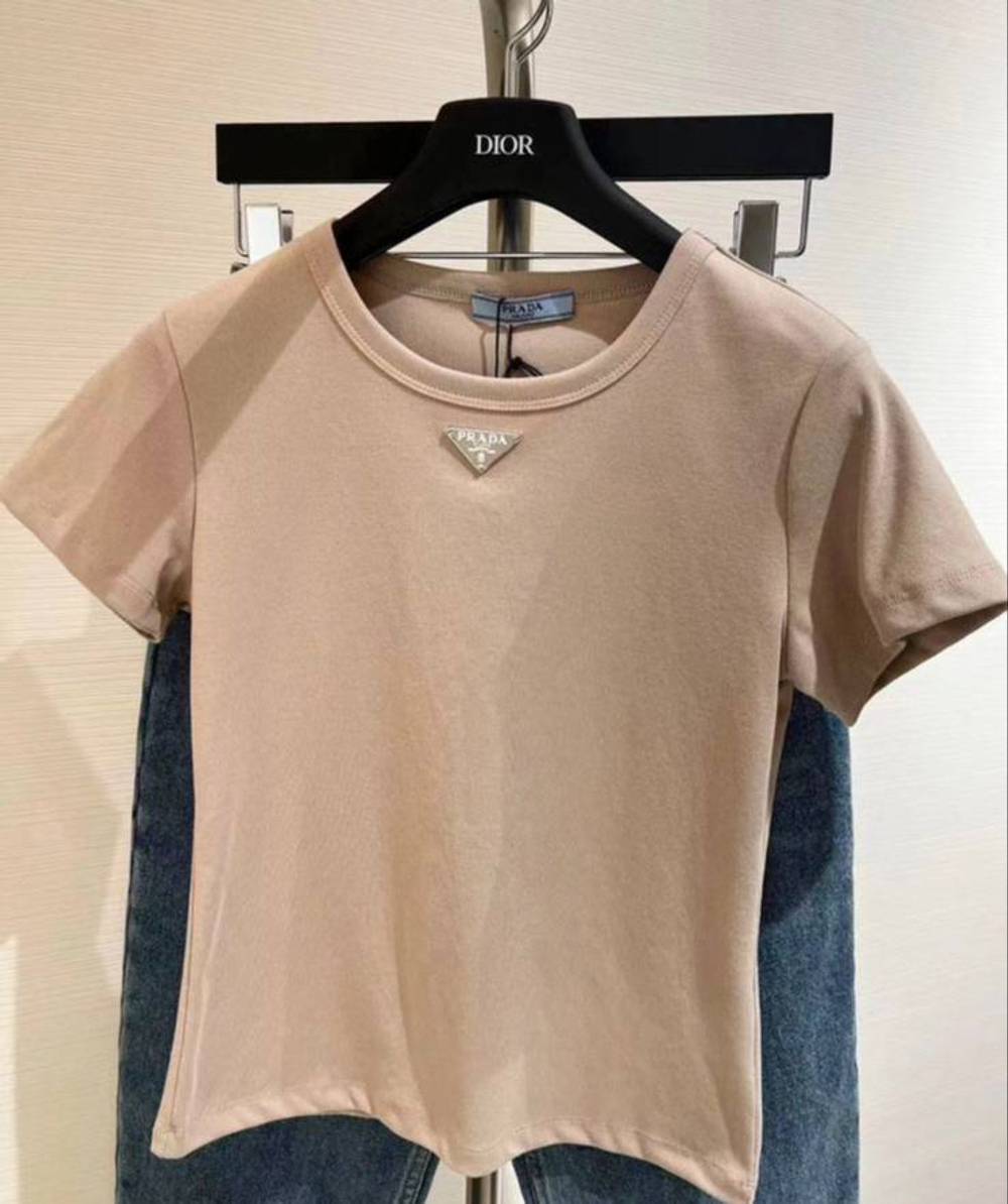 Футболка Prada