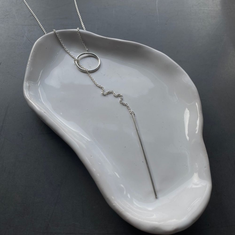 Колье-галстук Aim