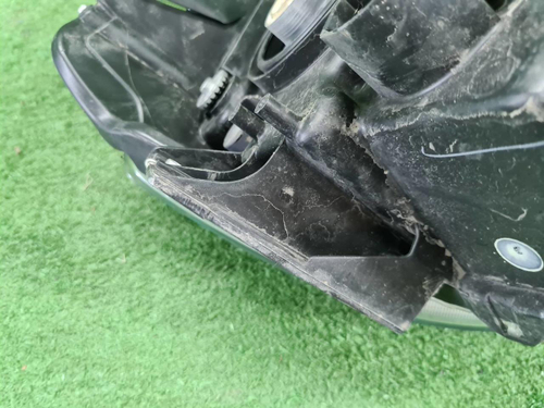 Битая Фара левая Suzuki Vitara 2 (2014-2019) галоген