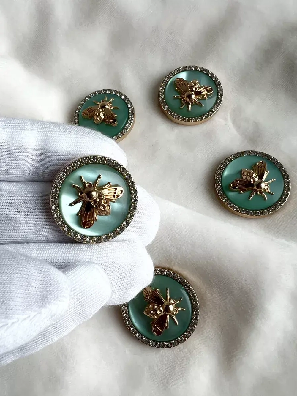 Декоративные металлические пуговицы Жуки-Пчела