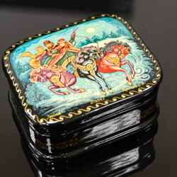 Шкатулка малая "Тройка" (Ручная роспись Палех)