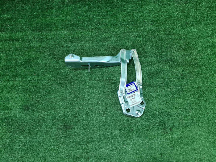 Петля капота правая Volvo XC40 (2017-н.в.)