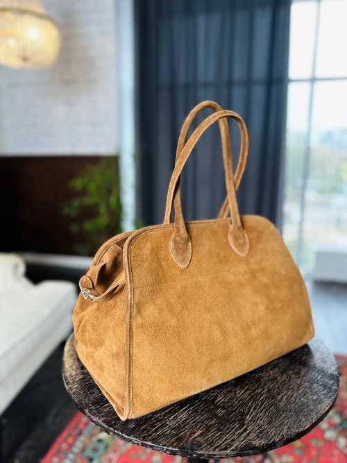 Женская большая сумка из натуральной замши цвета whisky