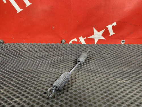 Возвратная пружина тормозных колодок