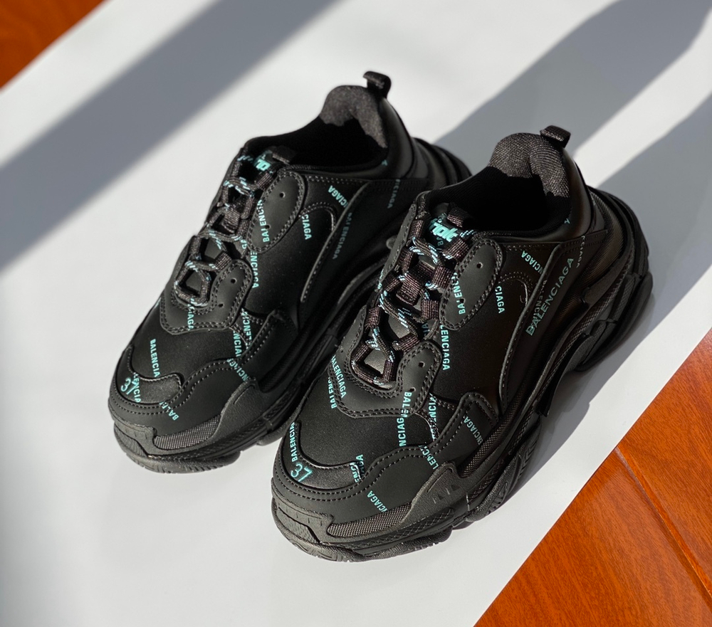 Balenciaga Triple S