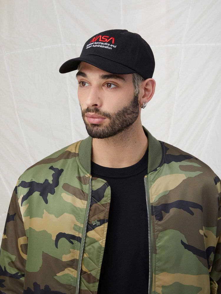 Бейсболка Alpha Industries Nasa Worm Logo Cap Black