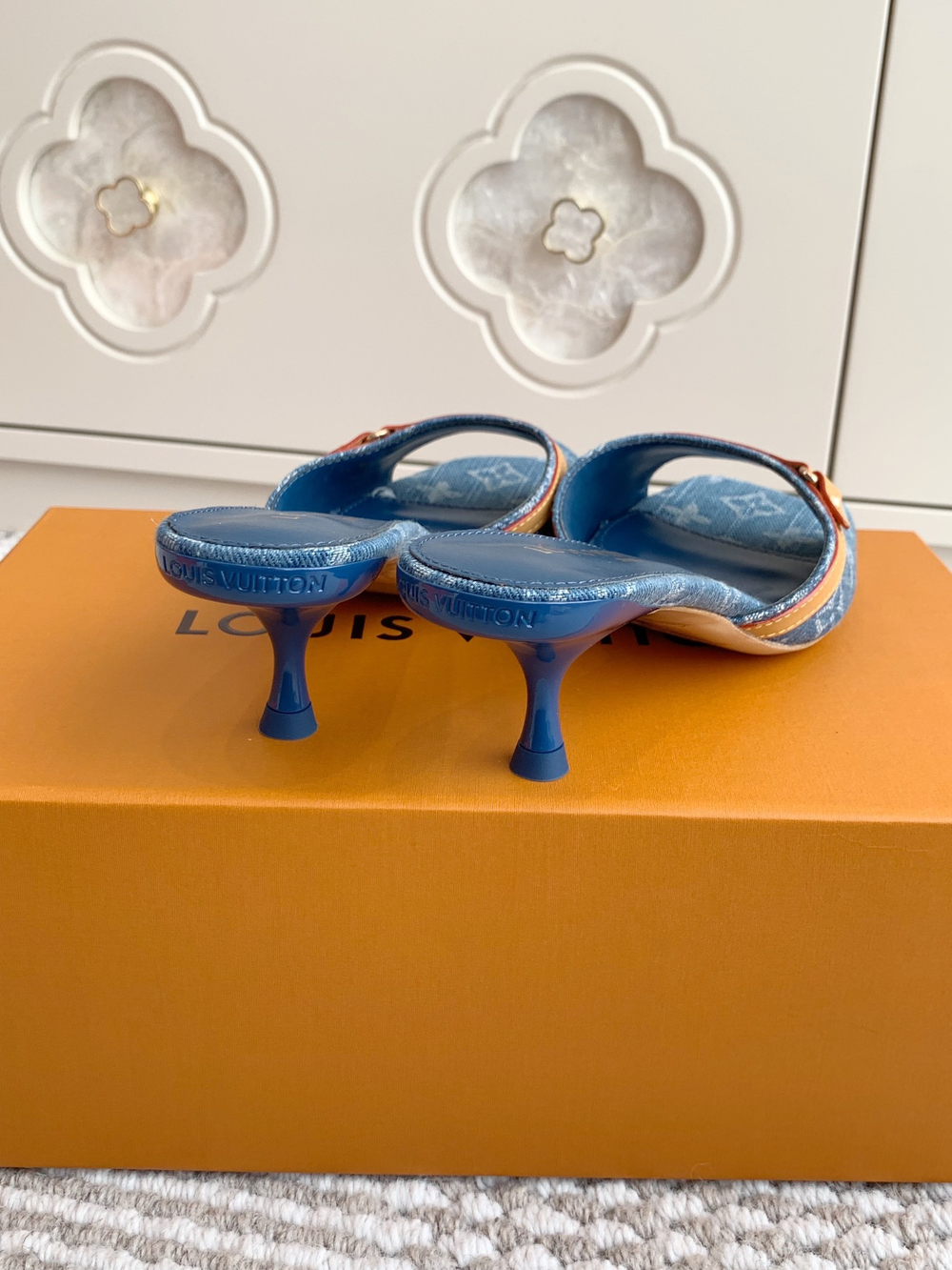Louis Vuitton 6AM Mule