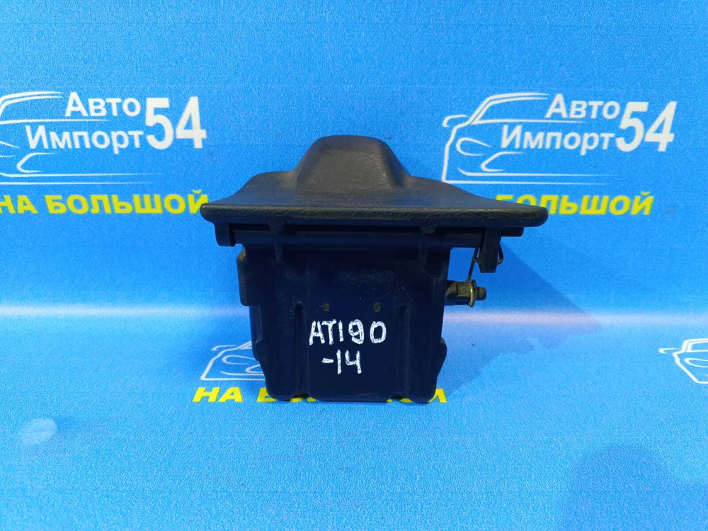 Пепельница TOYOTA CARINA E 1995