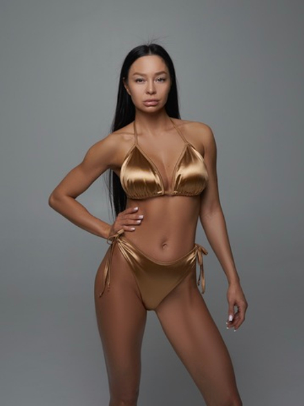 Треугольный лиф от купальника Gold