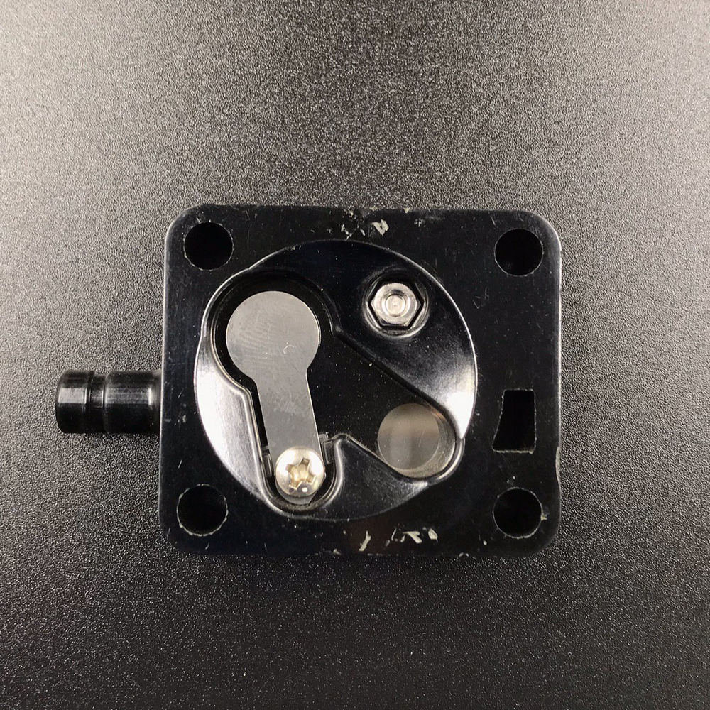 Корпус топливного насоса Yamaha 9.9-50  682-24412-00; 3G2-04002-0; 3C8-04002-0; 8537291.(Yamaha)