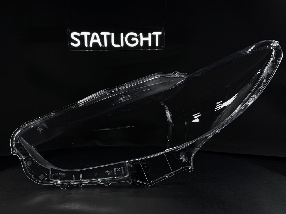 Правое стекло фары Mazda 6 GJ 2012-2015